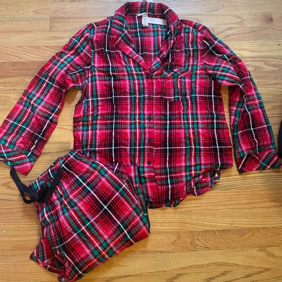 NWT Victoria Secret flannel Pajama Set - Picture 1 of 4
